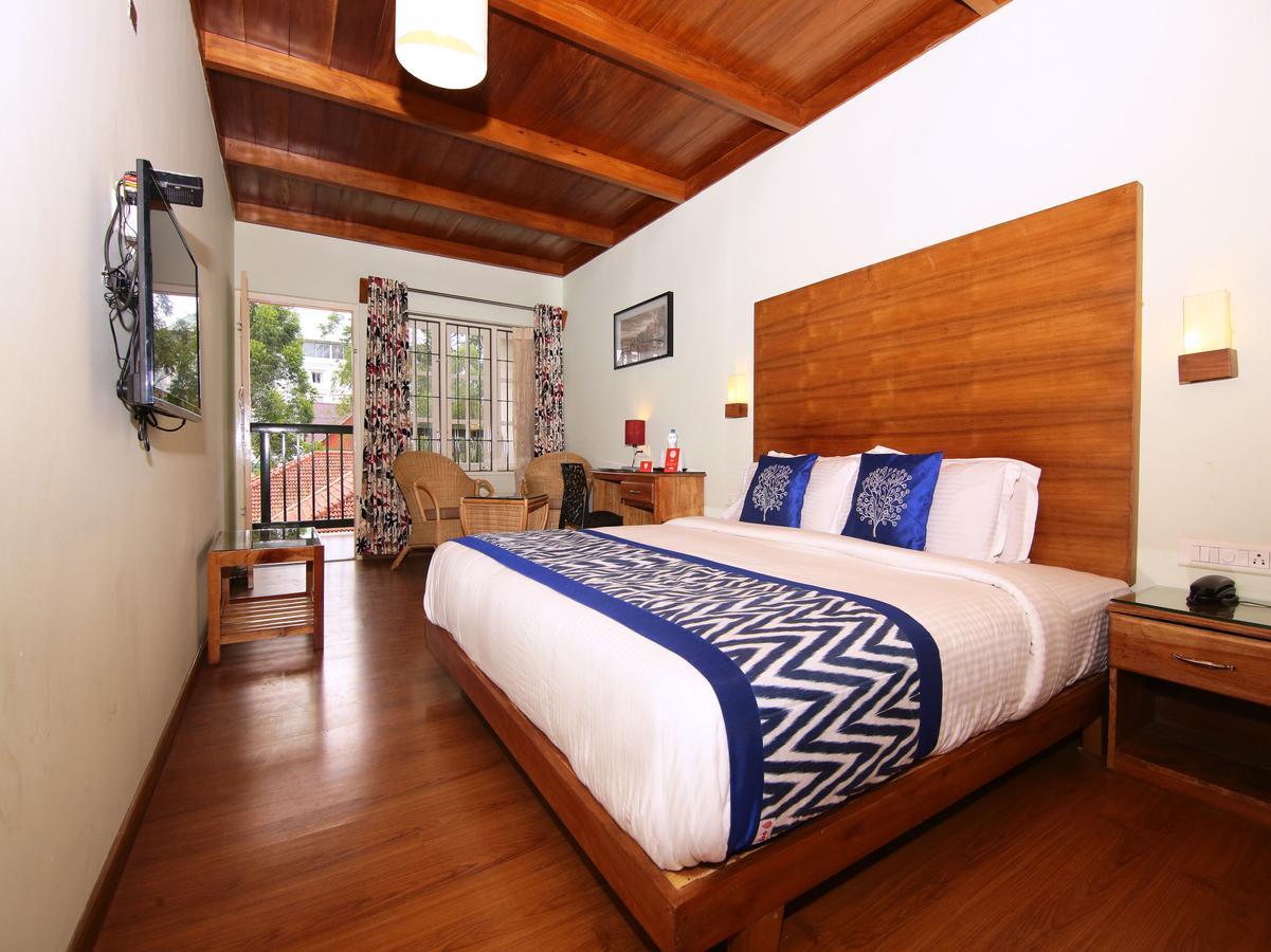 Sn Hotel Munnar Esterno foto