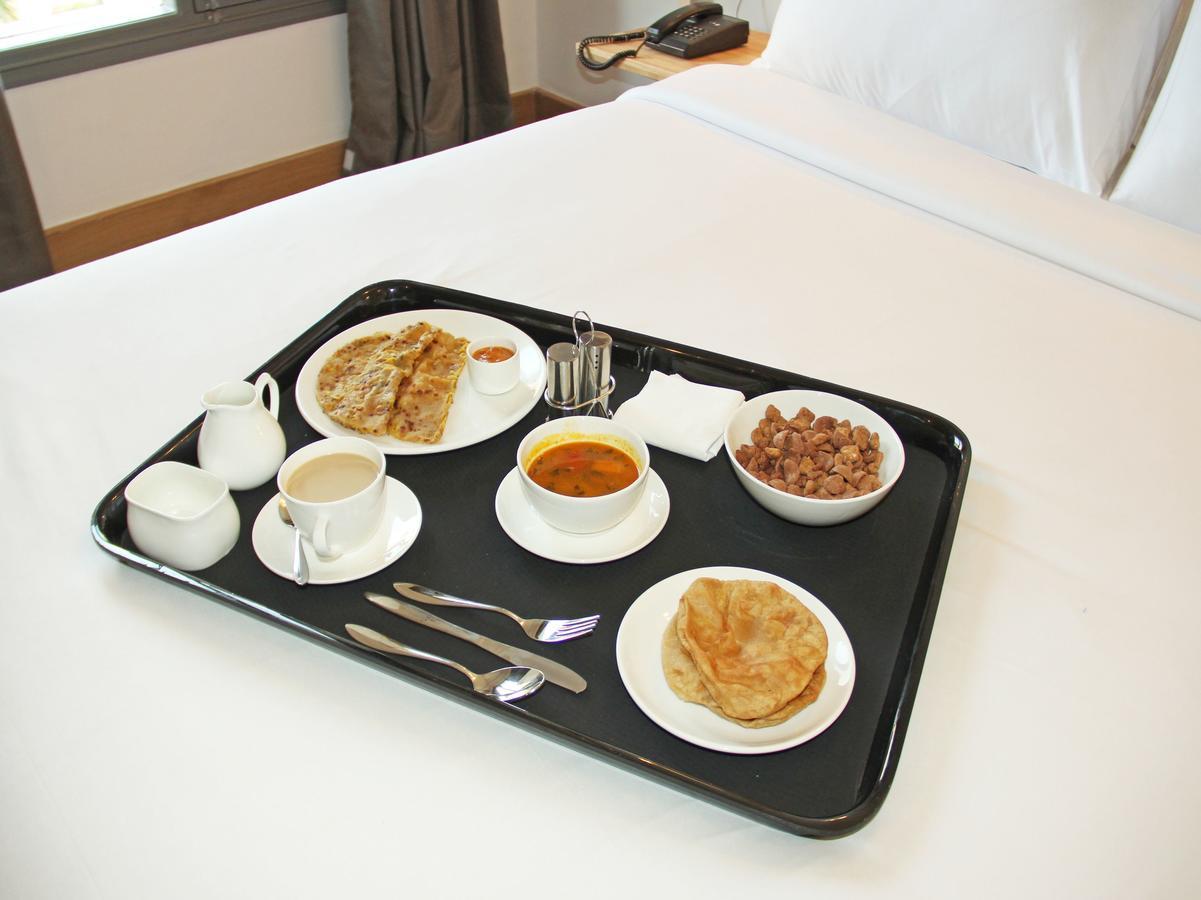 Sn Hotel Munnar Esterno foto