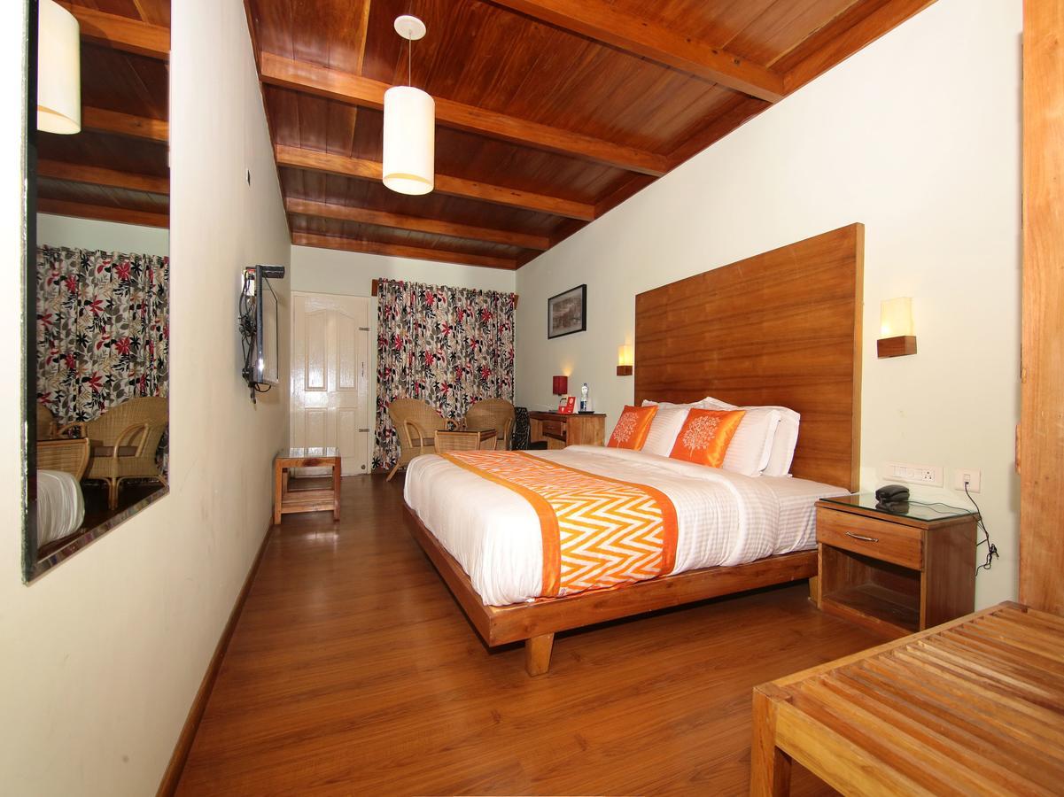Sn Hotel Munnar Esterno foto