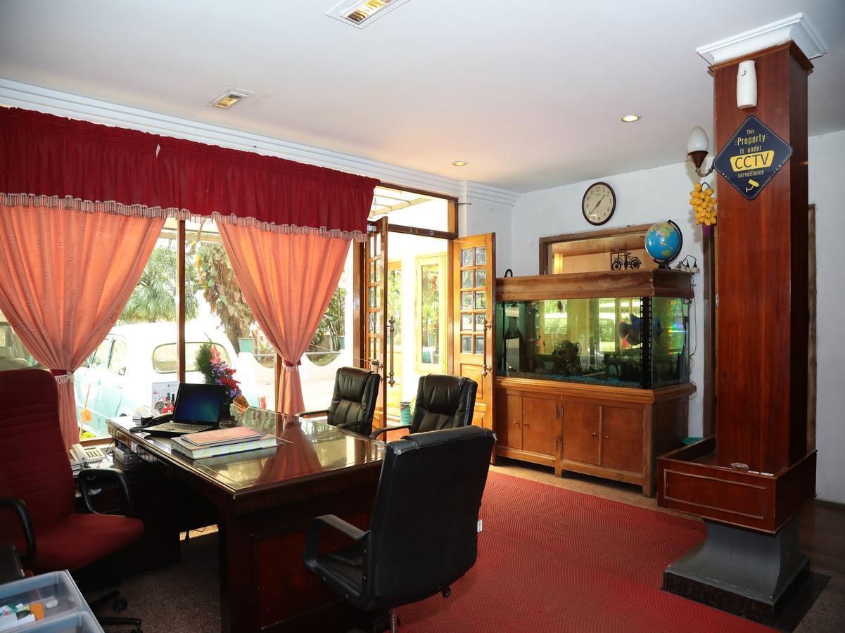 Sn Hotel Munnar Esterno foto